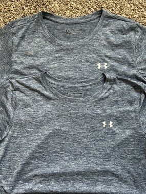 Under Armour Women’s Crew Neck HeatGear Blue Twist  Performance Tee - Set of 2